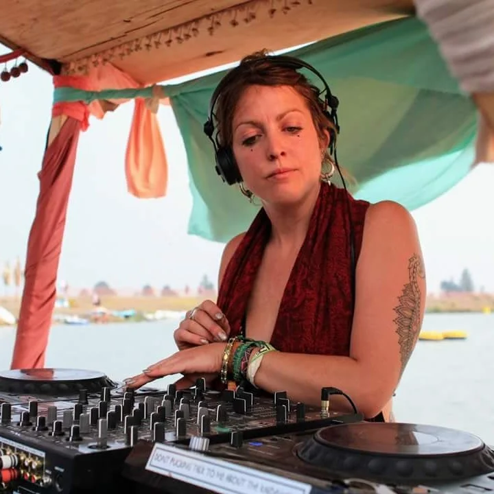 Sound of Solasta - spacegeishA — The Rust Music